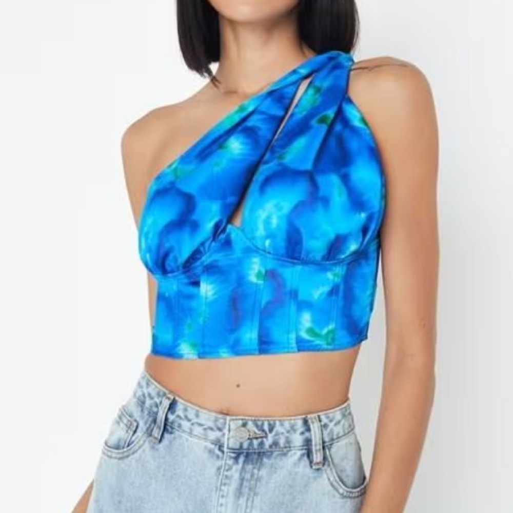 NWT Missguided Blue One Shoulder Twist Top